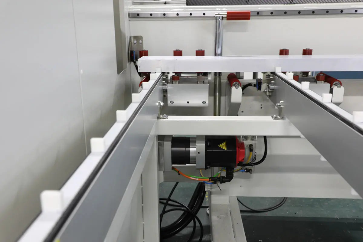 ALCOR II C CNC Machining and Cutting Center OZ Machine USA